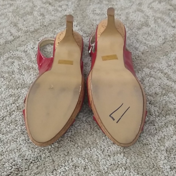 Beautiful Peep Toe Heels! - Picture 3 of 6